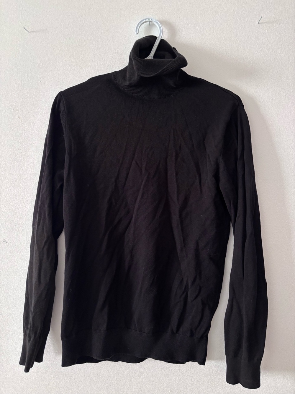 Men's Black H&M Turtleneck Sweater